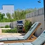 House Sara With Heated Pool * Privlaka (Zadar)