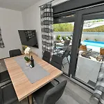 House Sara With Heated Pool