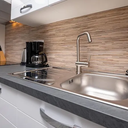 Kuca Za Odmor Sara With Heated Pool Holiday home