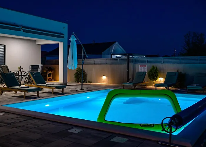 Σπίτι διακοπών House Sara With Heated Pool Privlaka (Zadar)