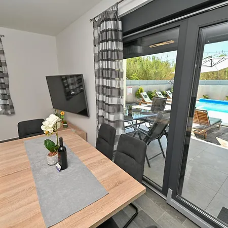 Holiday home House Sara With Heated Pool *