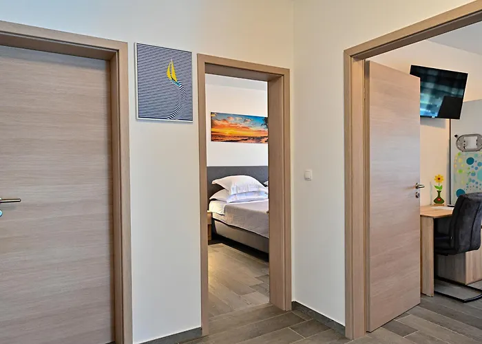 House Sara With Heated Pool *